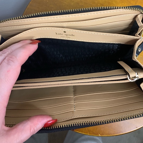 Spenser ZIP Around Wallet Kate Spade - Picture 3 of 4